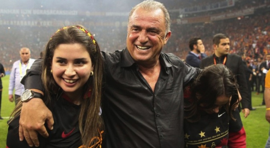 Buse Terim tarzıyla yine olay yarattı