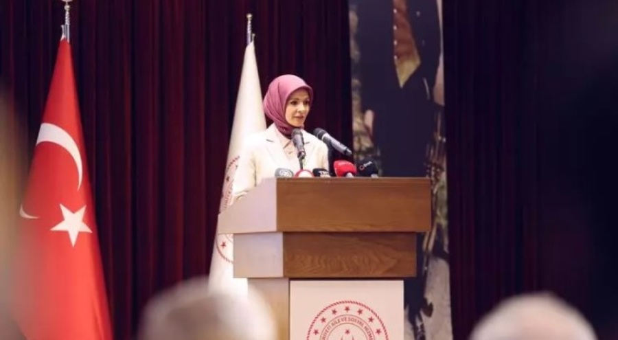 Bakan Göktaş: 15 Temmuz, Türkiye'yi bir kere daha vatan kıldığımız gecedir