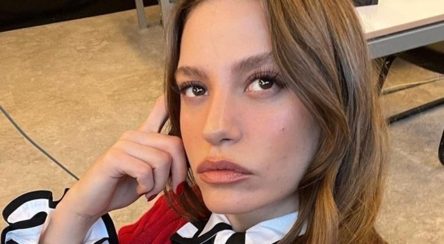 Serenay Sarıkaya'nın yeni imajı dikkat çekti!