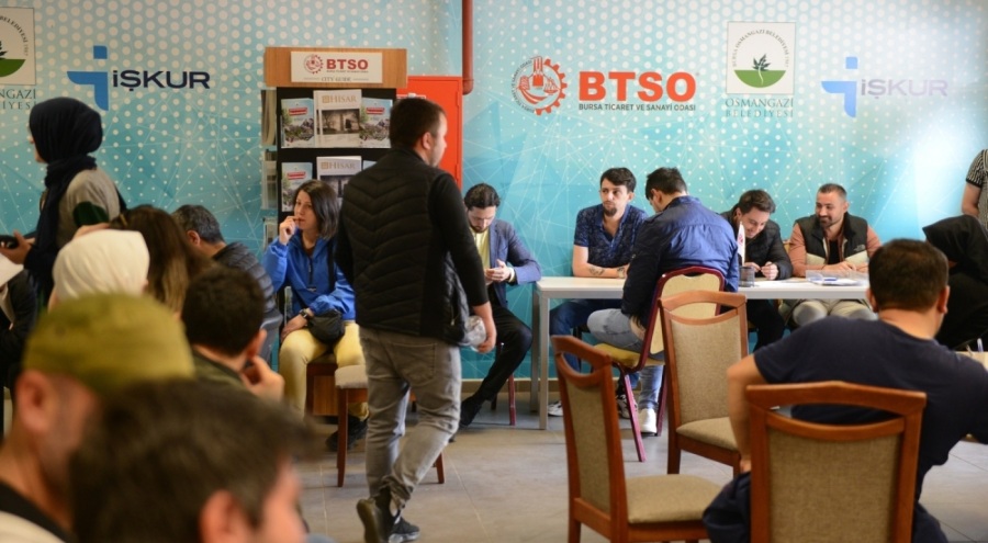 Bursa Ticaret ve Sanayi Odası istihdam buluşmaları işçi ve işveren arasında köprü oluyor