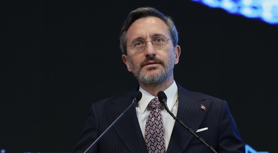 Fahrettin Altun: Millet darbecilere darbe vurdu
