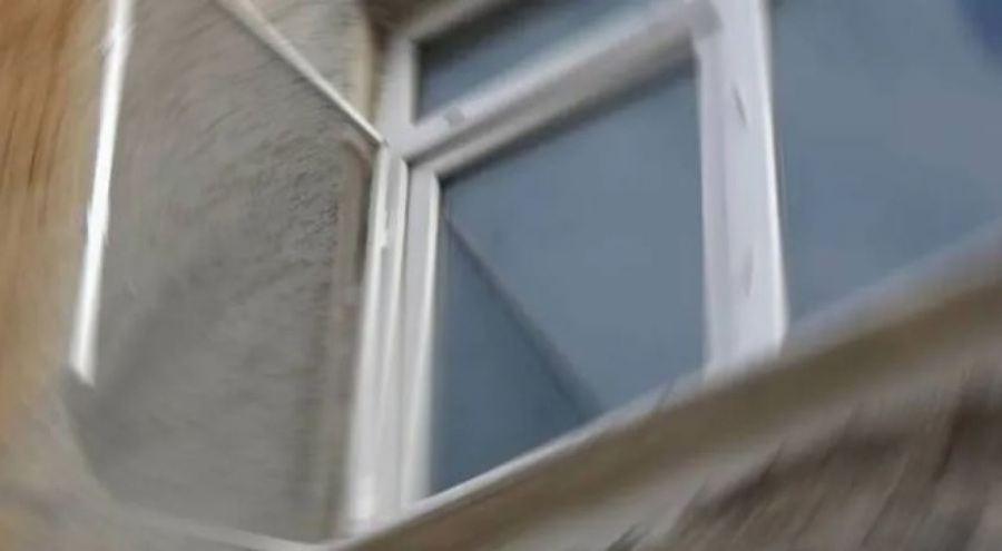 3 yaşındaki Umutcan  pencereden düşerek öldü