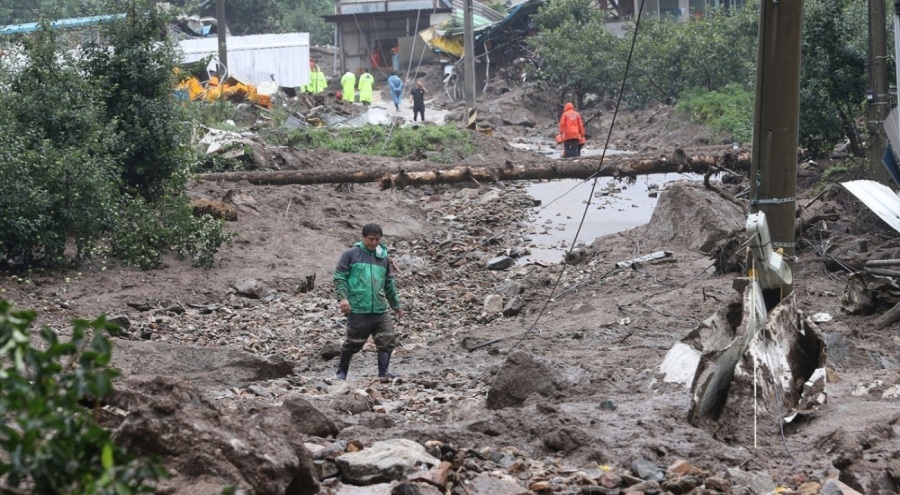 Güney Kore'de 22 ölü, 14 kayıp! Binlerce kişi tahliye edildi