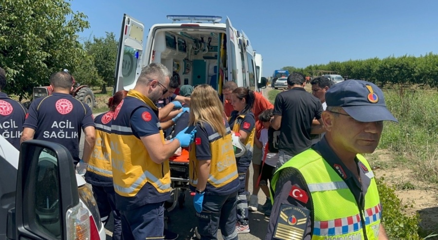 Bursa'da tır yolcu midibüsüne çarptı! 7 yaralı var