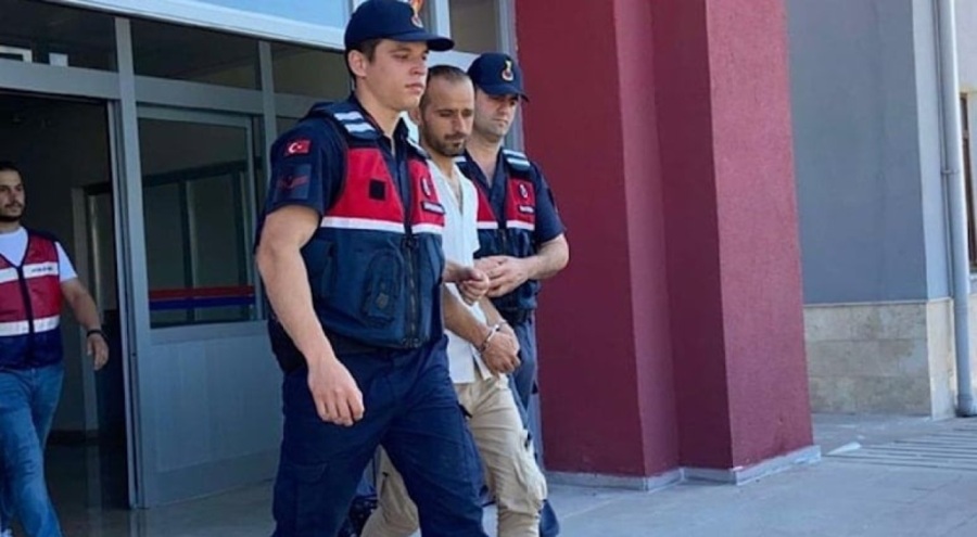 Sinop'ta damat dehşeti! Yaşlı çifti önce bıçakladı sonra yaktı