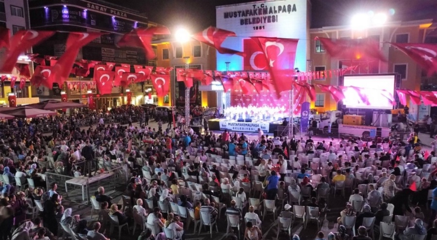Mustafakemalpaşa'da 15 Temmuz şehitleri anıldı