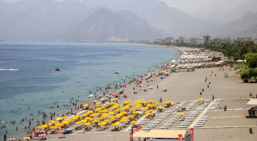 Sıcaklık 45 dereceyi geçti! Antalya ve Muğla kavruluyor