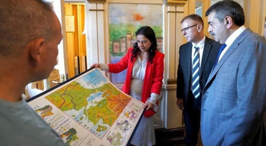 Milli Eğitim Bakanı'ndan Özel Fener Rum okullarına ziyaret