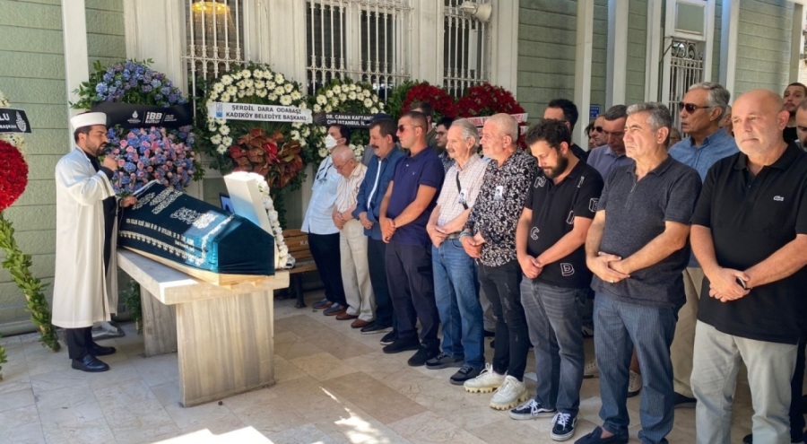Tanju Tuncel toprağa verildi