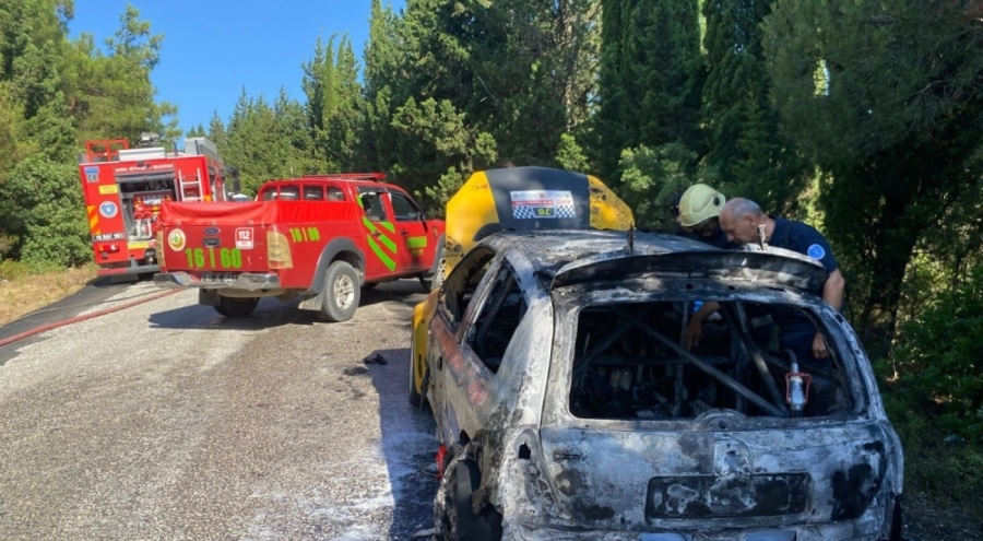 Bursa'da rallide panik... Otomobil yarıştayken alev aldı!