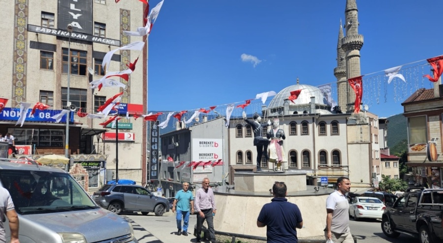 Artvinlilerin Faruk Çelik'ten beklentisi 'yol'