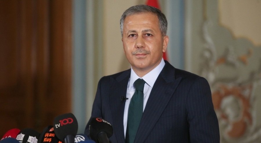 Bakan Yerlikaya'dan şehit öğretmenin ölüm yıl dönümünde anma mesajı