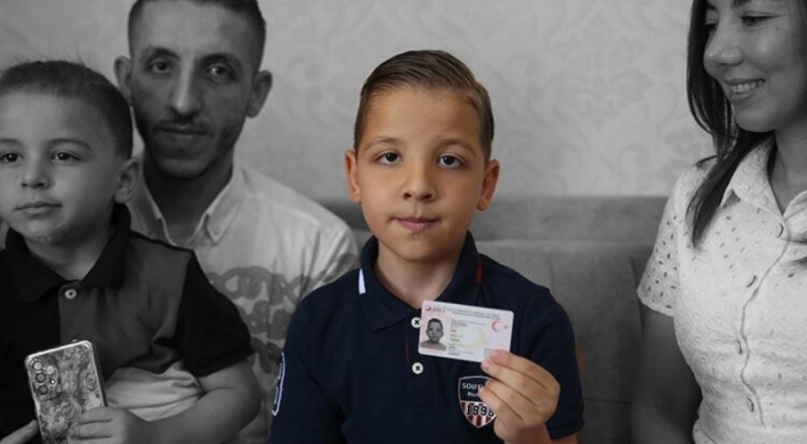 Depremde öldü diye gösterildi! Şimdi yaşadığını ispatlamaya çalışıyorlar