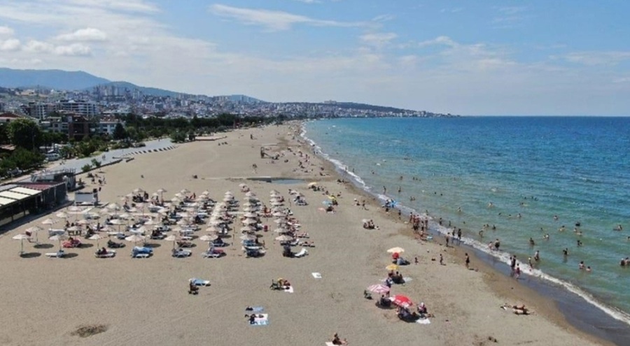 Samsun Valisi'nden "Rüzgarlı havalarda denize girmeyin" uyarısı