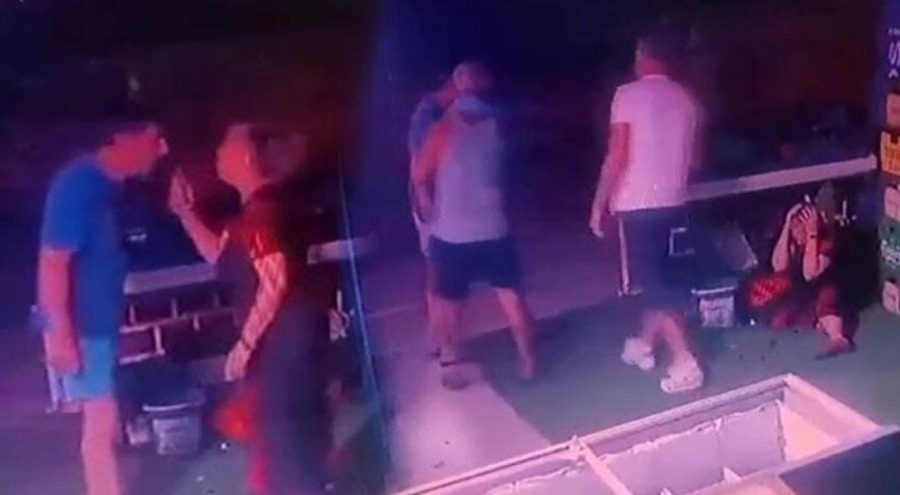 Kameralara anbean yansıdı! Tartıştığı kadına tokat attı