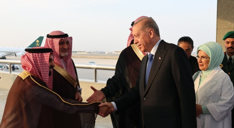 Cumhurbaşkanı Erdoğan Suudi Arabistan'da
