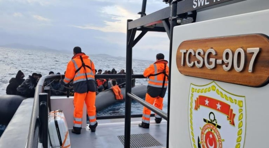 Ayvalık'ta göçmen kurtarma operasyonu