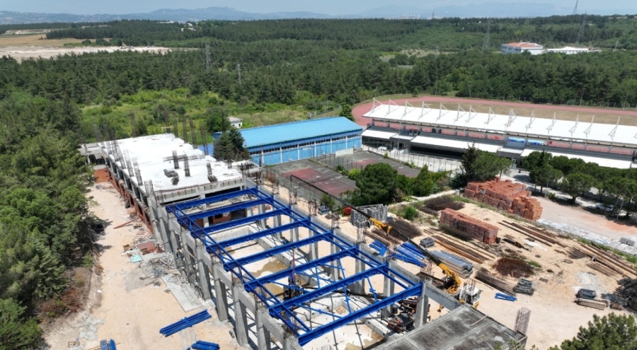 Bursa'da üniversiteye spor merkezi