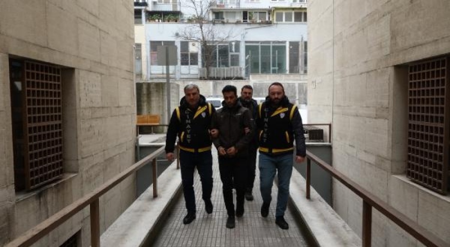 Bursa'da oğluyla kavga eden çocuğun babasını öldürdü, tabancayı suçladı