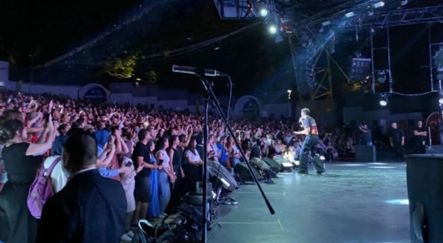 "61 .Uluslararası Bursa Festivali"nde Edis  fırtınası