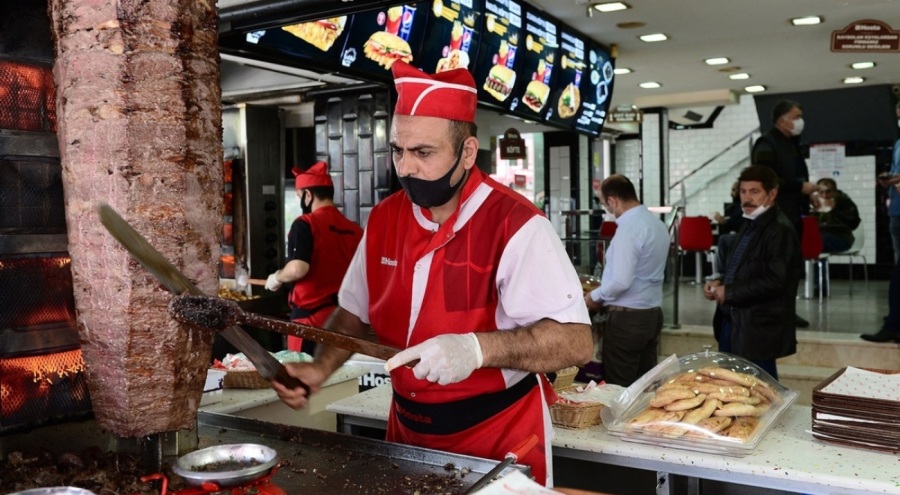 Fiyatlara yüzde 92 zam! Dışarıda yemek yemek artık lüks oldu!