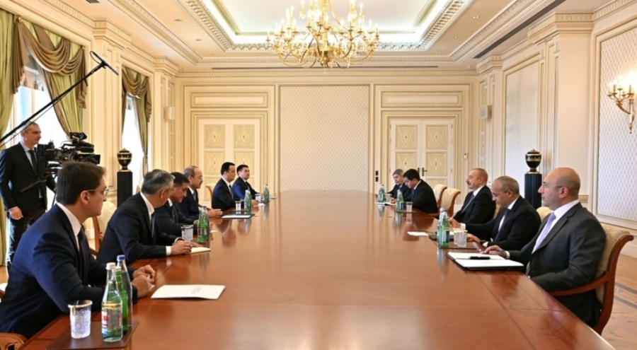 Azerbaycan Cumhurbaşkanı Aliyev, Özbekistan Başbakanı'nı kabul etti