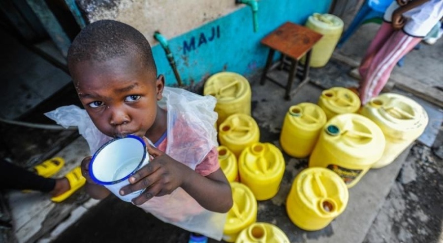 Kenya'da 148 öğrenci sudan zehirlendi