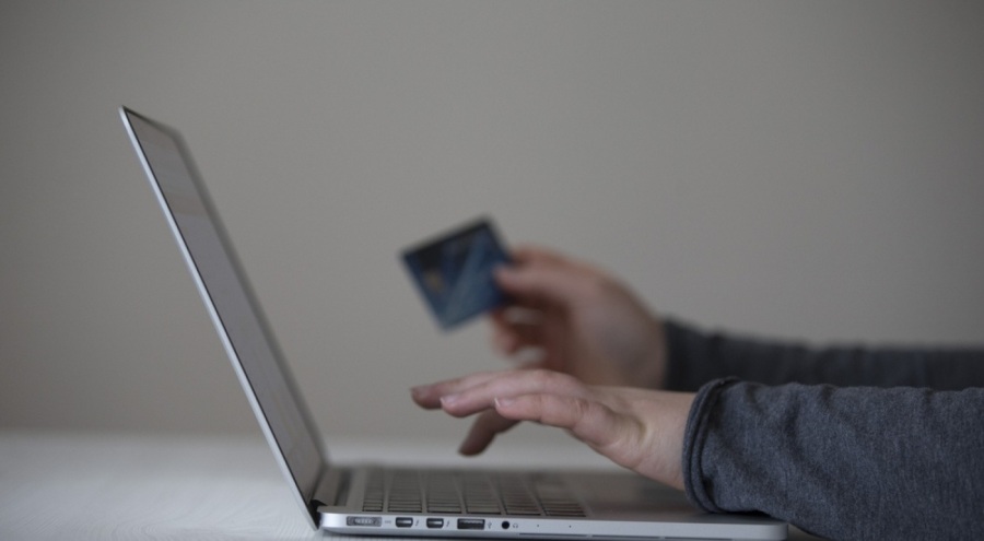 Türkiye e-ticaret sektörü 800 milyar TL'ye yükseldi