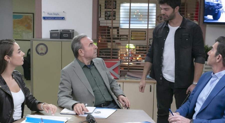 Arka Sokaklar'a bomba transfer! Kurtlar Vadisi Pusu'nun yıldızı kadroda!