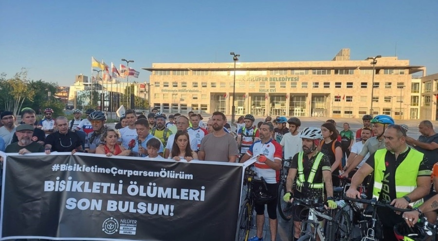 Bursalı bisikletçiler Doğanay Güzelgün'ü andı