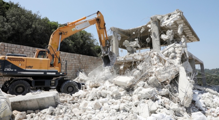 Mudanya'da kaçak yapılar yıkıldı