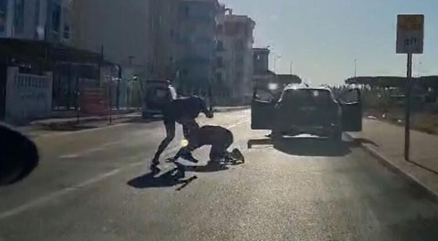 Antrenör başcazgıra saldırdı!