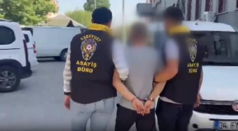 İstanbul'da iki gence sokak ortasında intikam saldırısı!