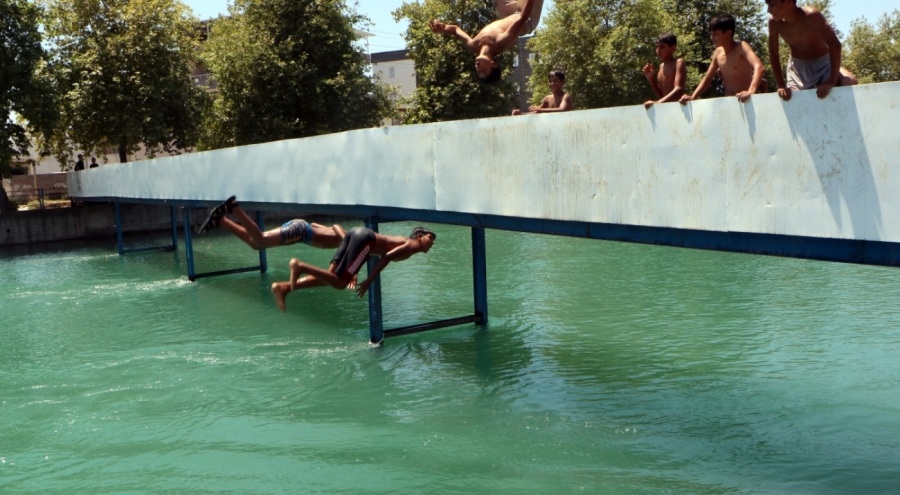 Adana 47 derecede kavruldu!