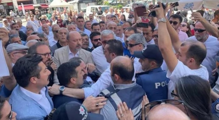 İYİ Parti Bursa milletvekillerinden zam protestosunun engellenme girişimine yönelik soru önergesi
