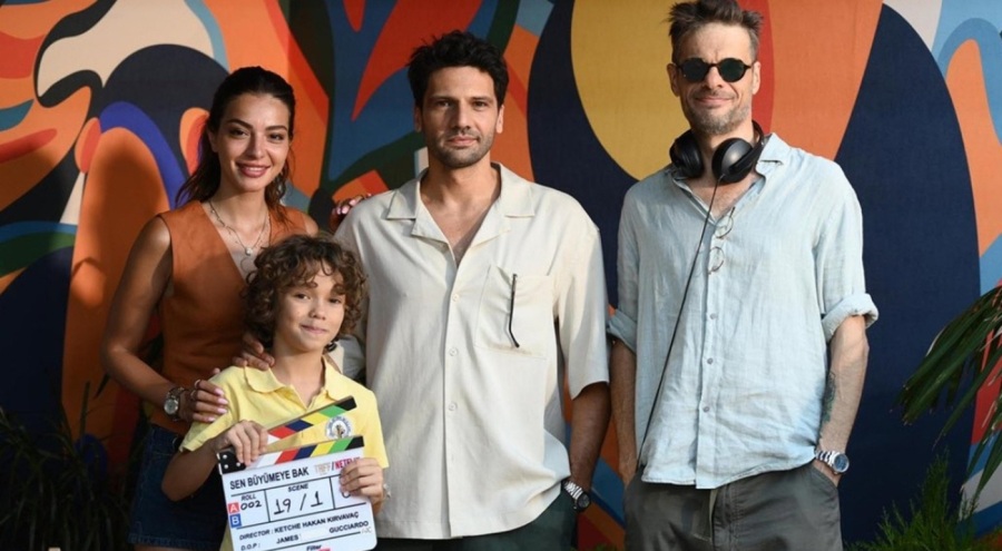 Kaan Urgancıoğlu'lu 'Sen Büyümene Bak' filminin setinden ilk kareler paylaşıldı