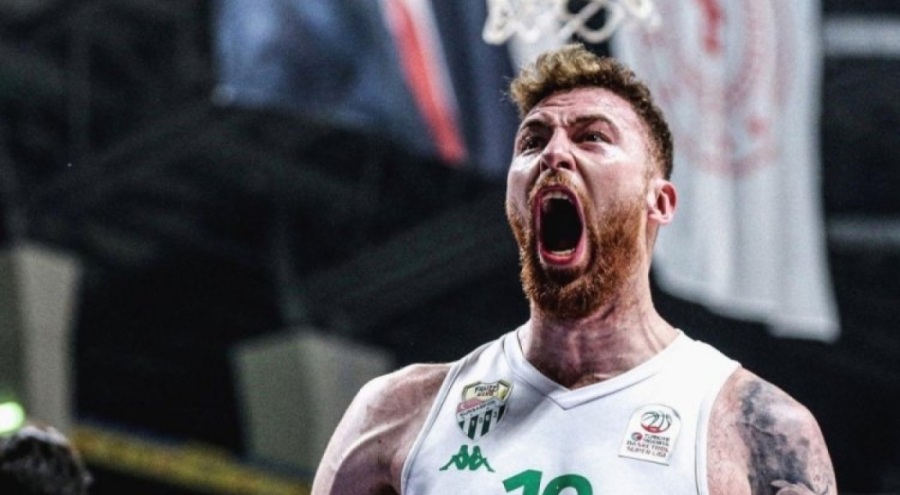 Onuralp Bitim, Chicago Bulls ile anlaştı