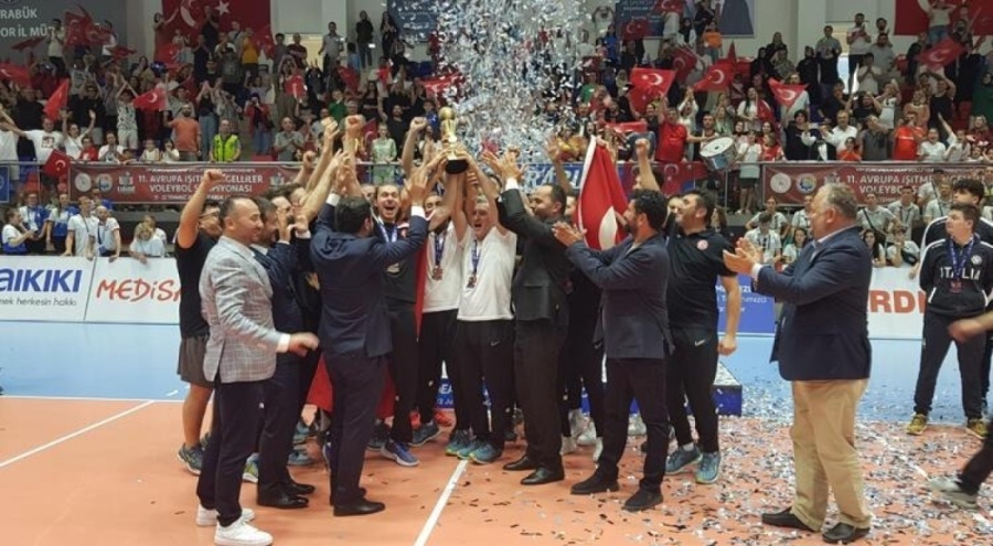 İşitme Engelliler Türkiye Erkek Voleybol Milli Takımı, şampiyon oldu