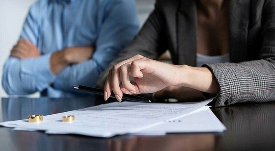 Sosyal medyada ilişki durumu belirtmemek boşanma sebebi