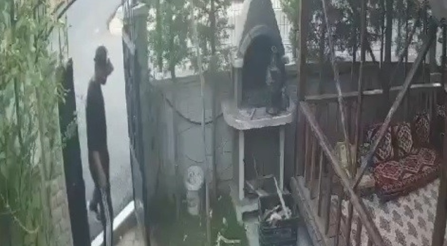 Bursa'da semaver çalan hırsız kameralara yansıdı