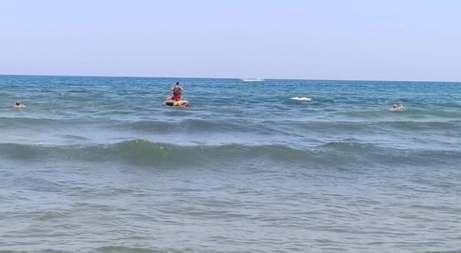 Kandıra'da 2 plaj hariç denize girmek yasak