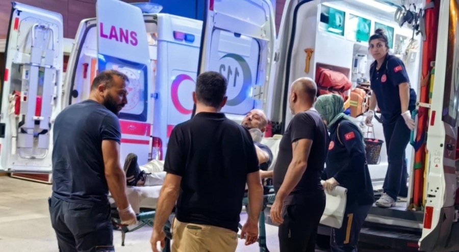 Bursa'da iki araç çarpıştı! 4 yaralı