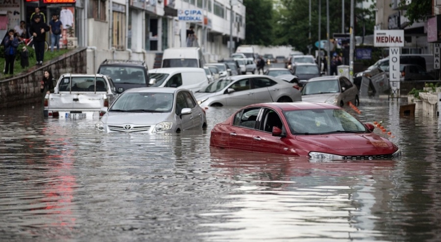 Meteorolojiden kuvvetli yağış uyarısı geldi!
