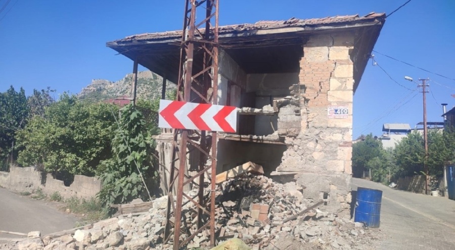 Adana'daki depremde 8 kişi yaralandı