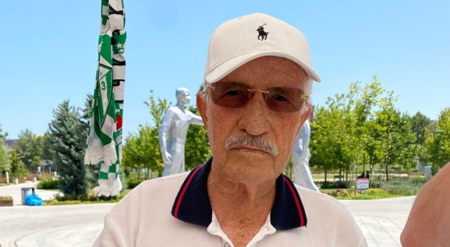 Bursaspor taraftarına önemli isimden destek!