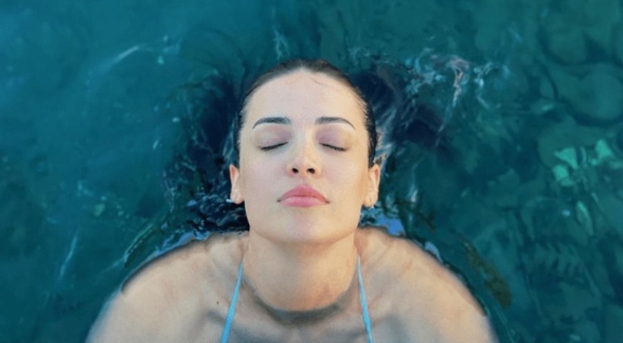 İrem Sak basketbolcu aşkını paylaştı!