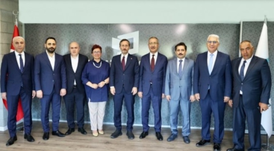 İletişim Başkanı Altun'dan Basın İlan Kurumu'na ziyaret