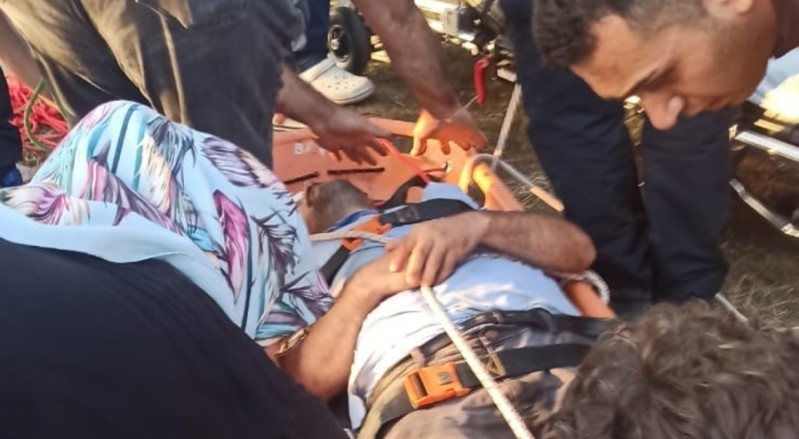 Bursa'da su motorundan kopan parça, çiftçiyi yaraladı