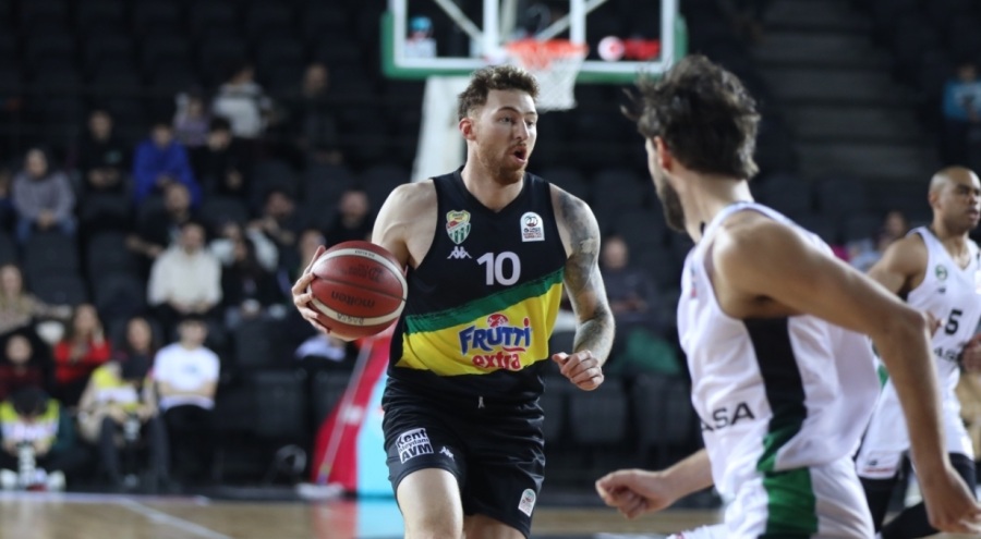 Onuralp Bitim resmen Chicago Bulls'ta