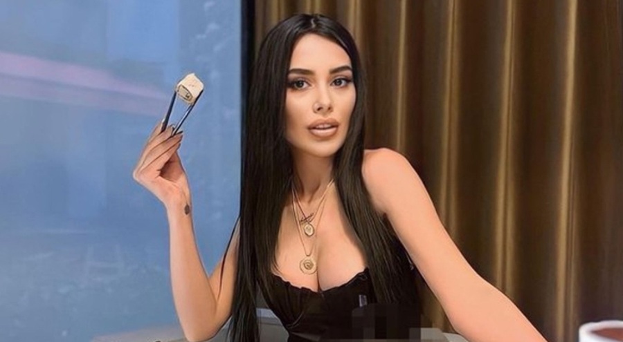 Kısmetse Olur yarışmacısına doktor ve asistanından estetik dayağı!